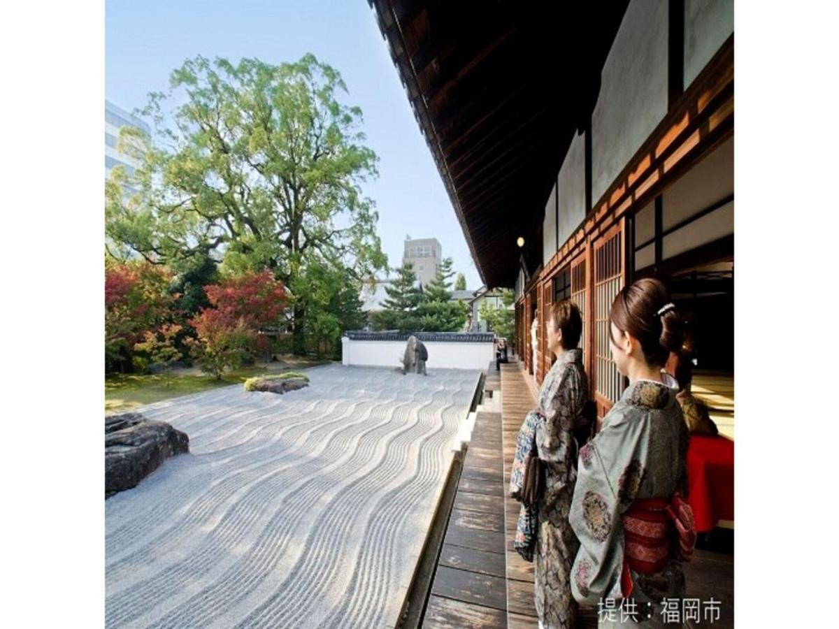 Court Hotel Fukuoka Tenjin - Vacation Stay 42334V Exterior photo